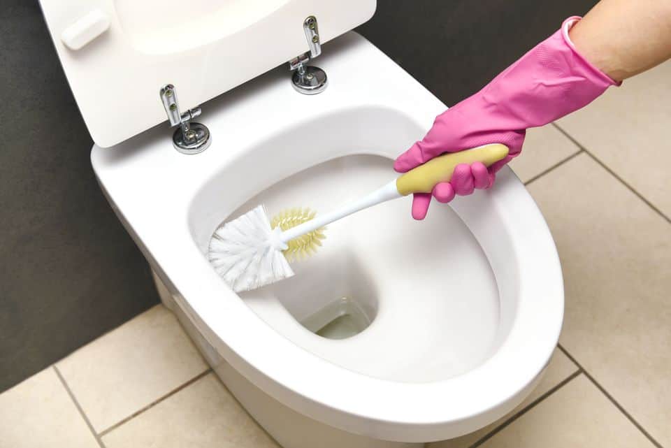 How To Clean A Toilet